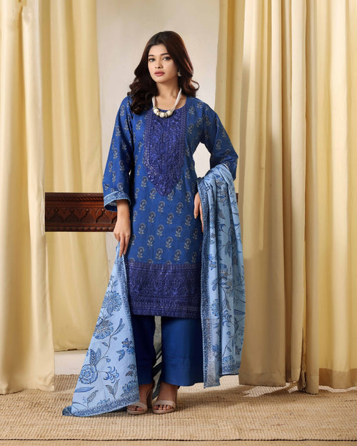 Azure Noor Embroidered Lawn 3-Piece Suit