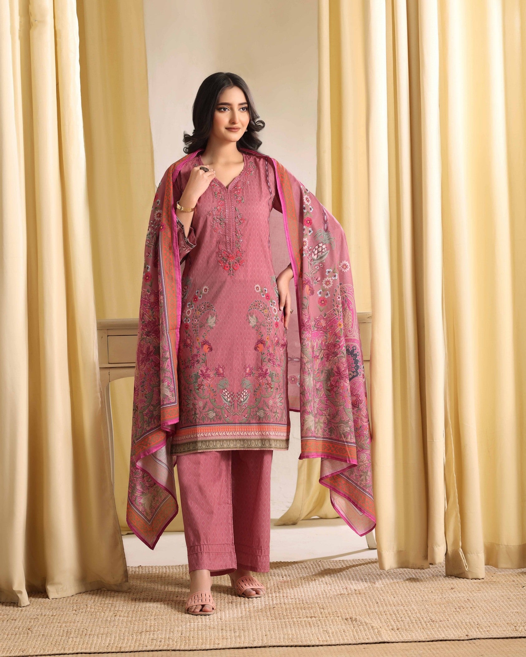 Gulrukh Embroidered Winter 3-Piece Suit